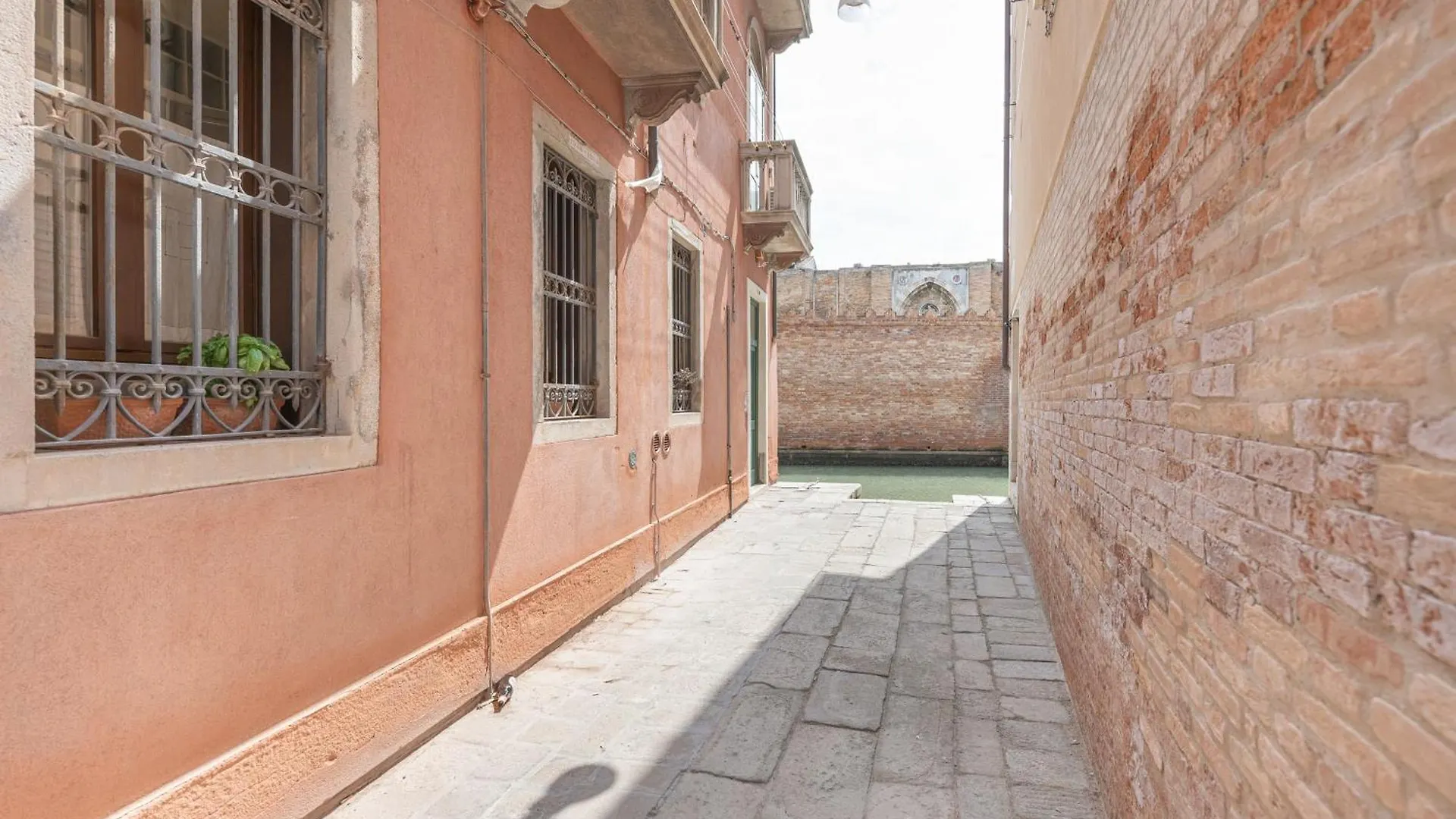 Casa Luna - Vicino Alla Stazione Dei Treni Venice 0*,  Italy